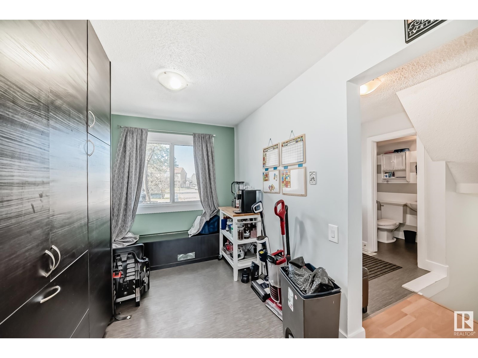 Property at 67 GRANDIN VG image 3
