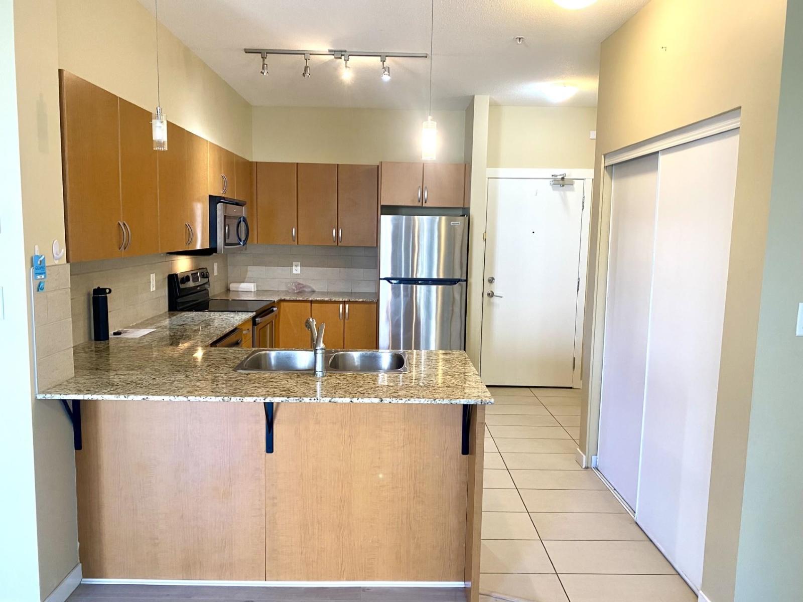 417 13733 107a Avenue, Surrey, British Columbia  V3T 0B7 - Photo 11 - R2997588