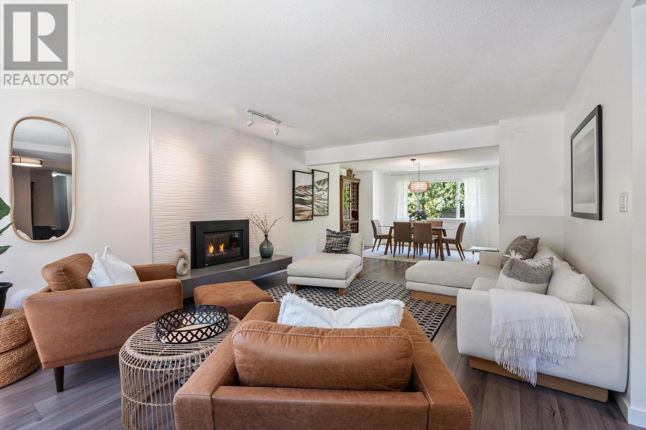 5441 Cliffridge Avenue, North Vancouver, British Columbia  V7R 3V5 - Photo 8 - R2997472
