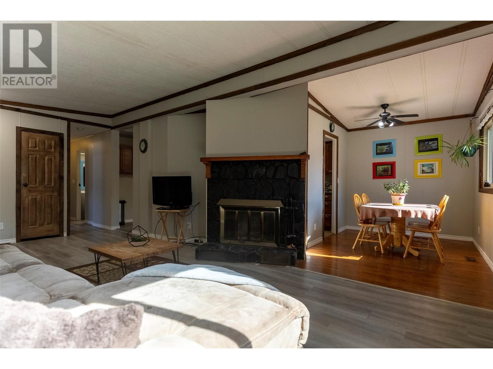 1621 11th Avenue, Fernie, British Columbia  V0B 1M0 - Photo 20 - 10346172