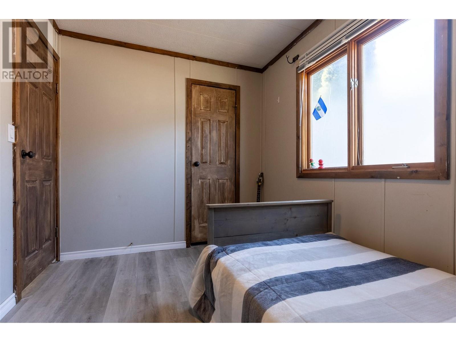 1621 11th Avenue, Fernie, British Columbia  V0B 1M0 - Photo 28 - 10346172