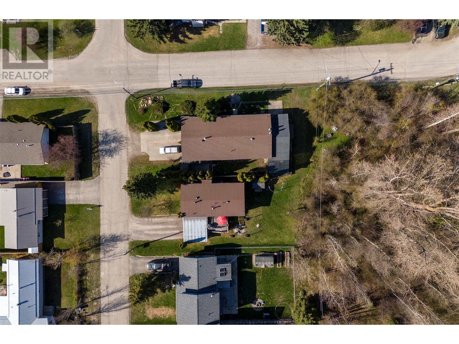 1621 11th Avenue, Fernie, British Columbia  V0B 1M0 - Photo 38 - 10346172