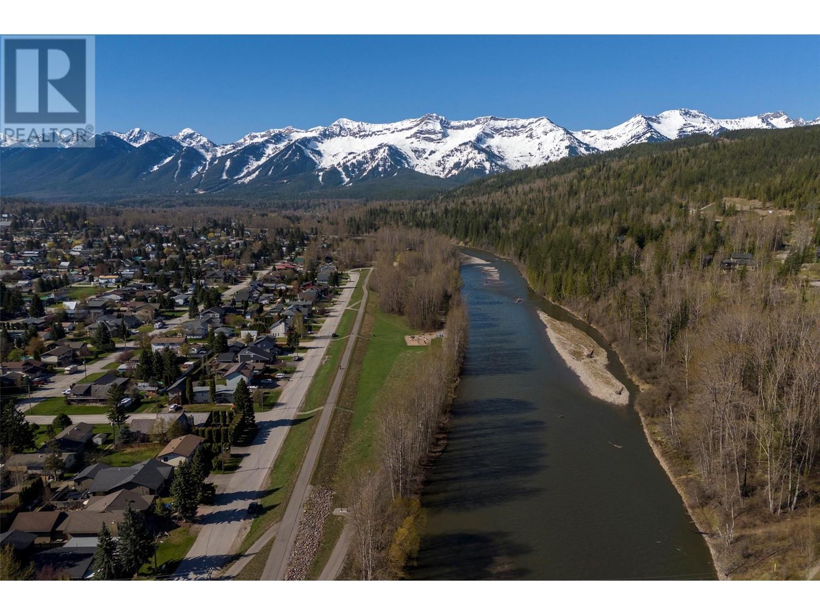 1621 11th Avenue, Fernie, British Columbia  V0B 1M0 - Photo 44 - 10346172