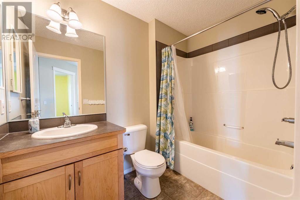 320 Sagewood Park Sw, Airdrie, Alberta  T4B 3B3 - Photo 20 - A2216346