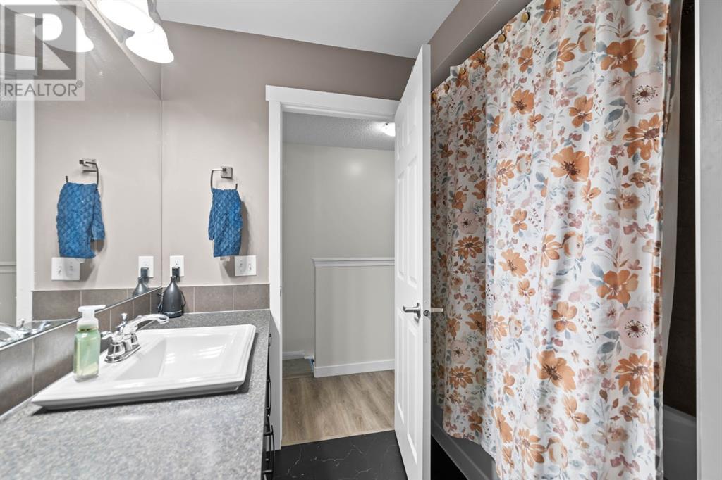 116 Windstone Mews Sw, Airdrie, Alberta  T4B 3R4 - Photo 32 - A2213980