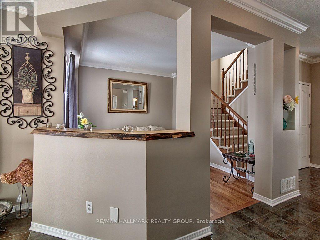 214 Pendra Way, Ottawa, Ontario  K2W 0A6 - Photo 2 - X12122247