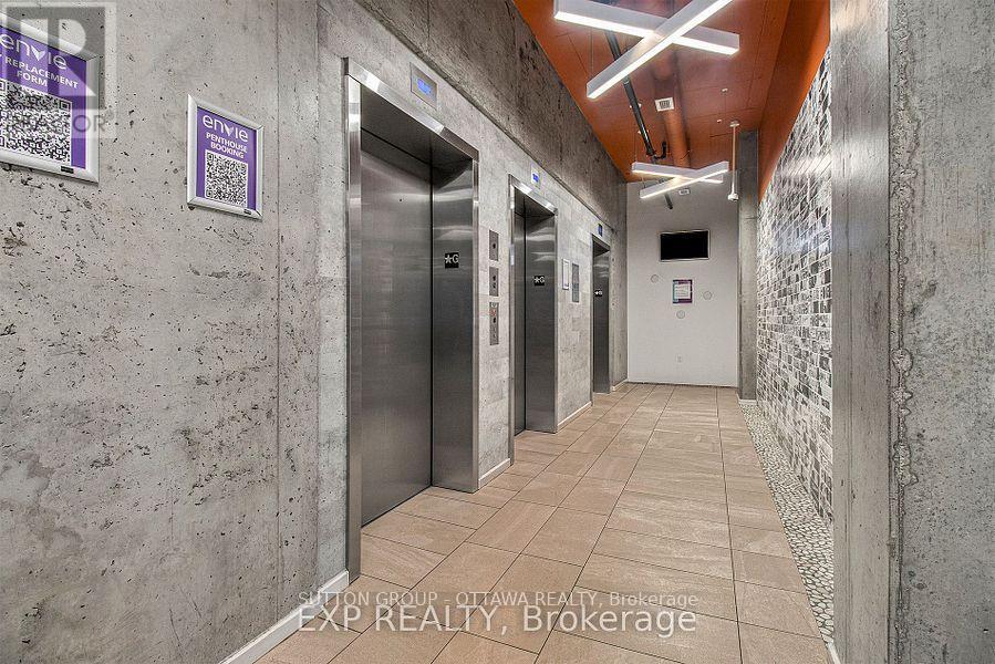 507 - 105 Champagne Avenue, Ottawa, Ontario  K1S 5E5 - Photo 2 - X12122256