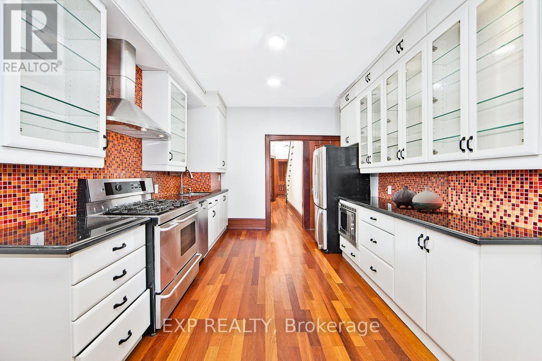 315 Mutual Street, Toronto, Ontario  M4Y 1X6 - Photo 10 - C12122203