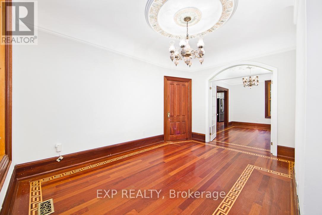 315 Mutual Street, Toronto, Ontario  M4Y 1X6 - Photo 2 - C12122203