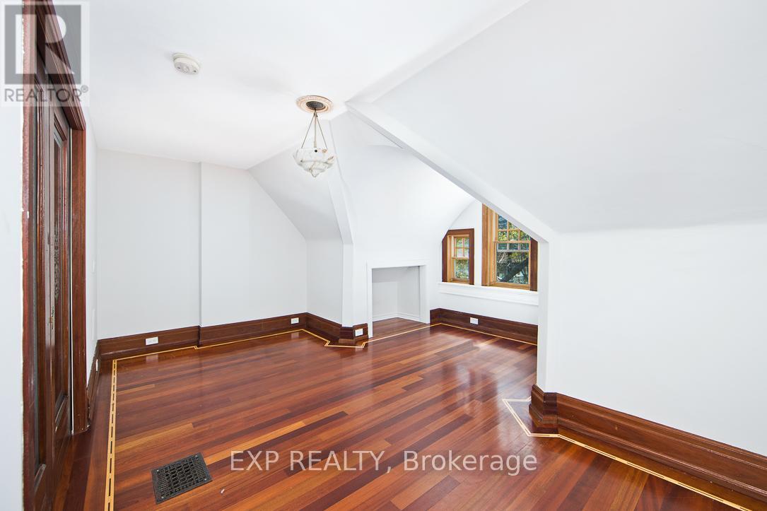 315 Mutual Street, Toronto, Ontario  M4Y 1X6 - Photo 25 - C12122203