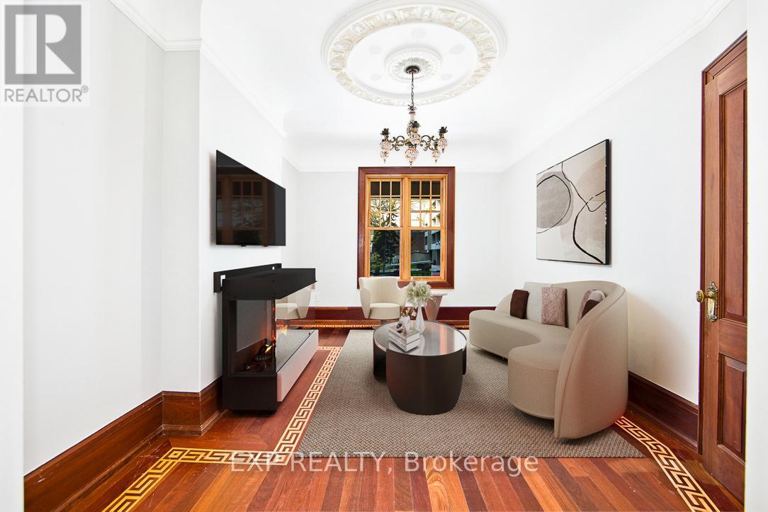 Property at 315 MUTUAL STREET image 3