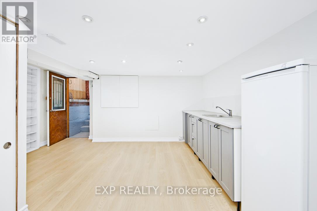 315 Mutual Street, Toronto, Ontario  M4Y 1X6 - Photo 38 - C12122203