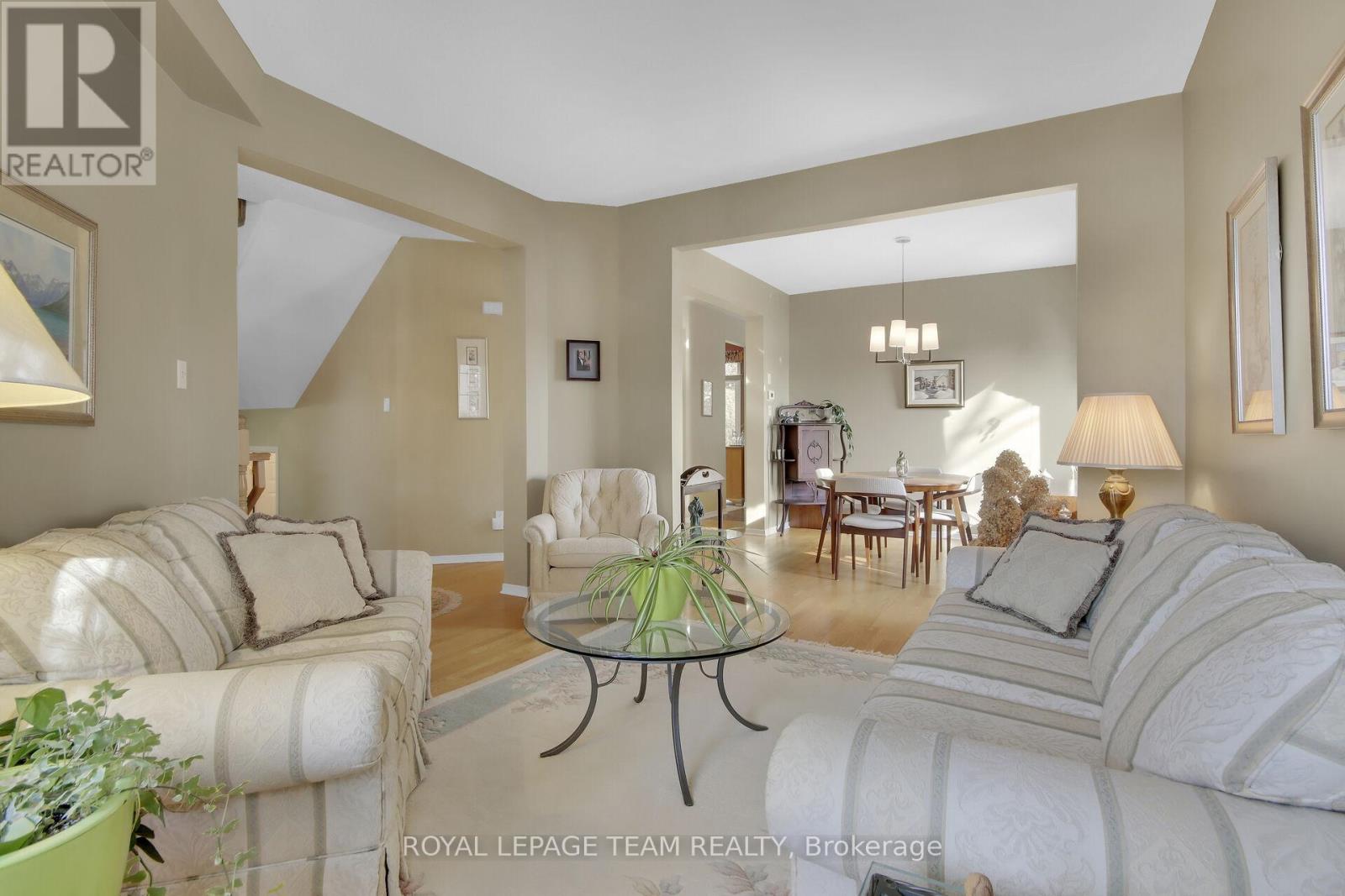 Property at 2 INVERARY DRIVE image 3