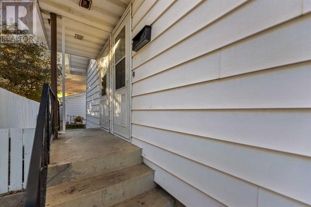 Property at 2211 43 Street SE image 5