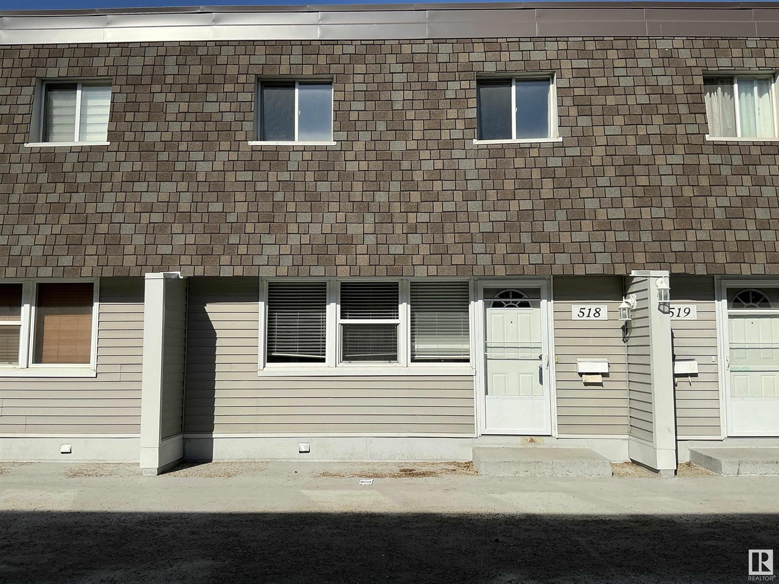 518 Village On The Green Gr Nw Nw, Edmonton, Alberta  T5A 1H2 - Photo 2 - E4434331
