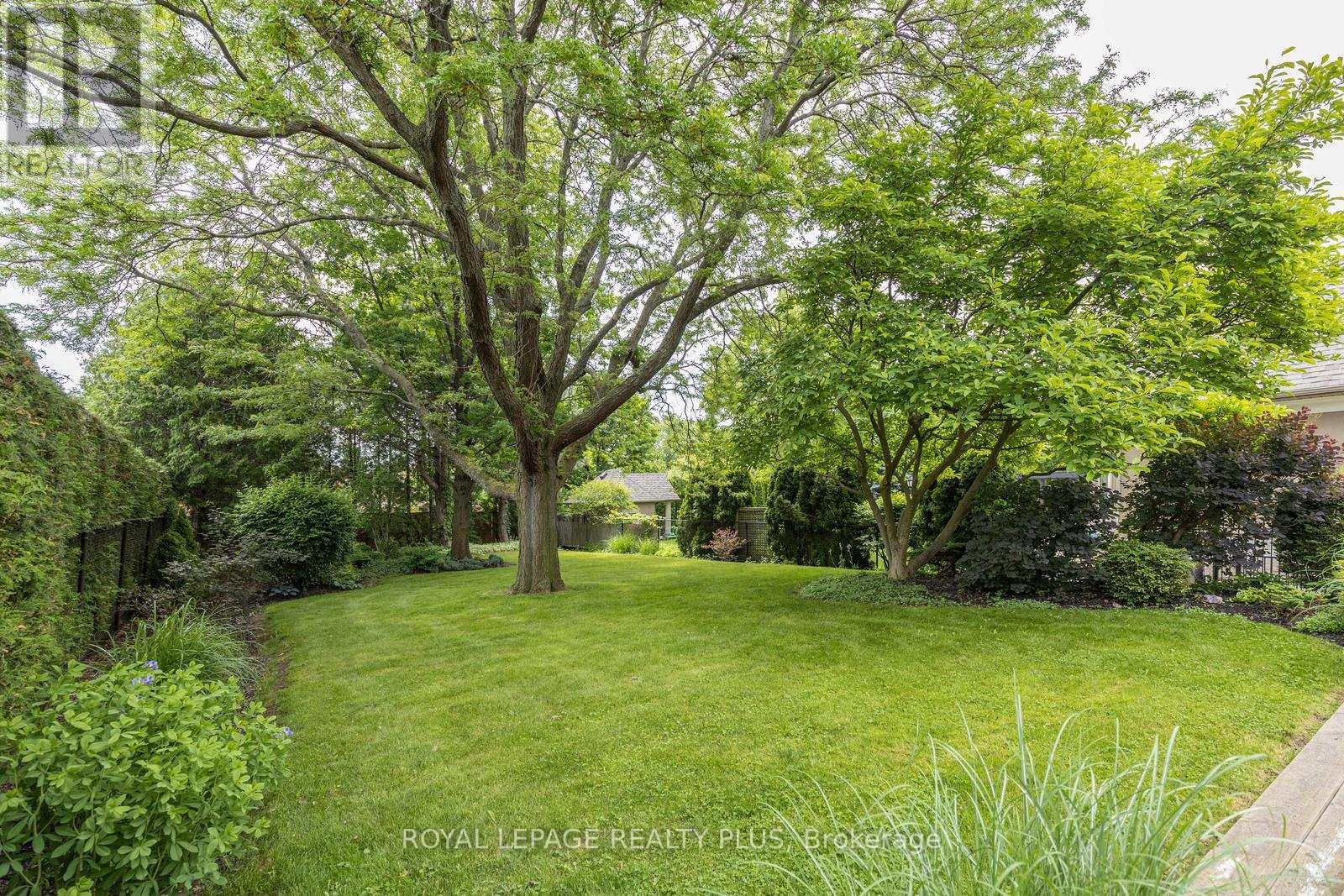 1658 Carolyn Road, Mississauga (East Credit), Ontario  L5M 2E1 - Photo 27 - W12122239