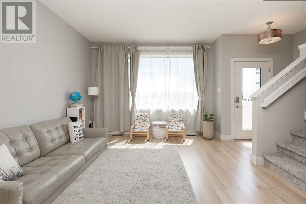 Property at 4533 Fairmont Gate S image 5