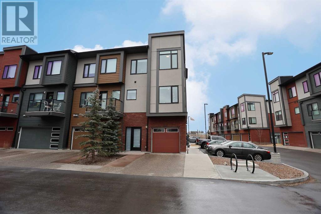 Property at 255 Greenbriar Common NW image 5
