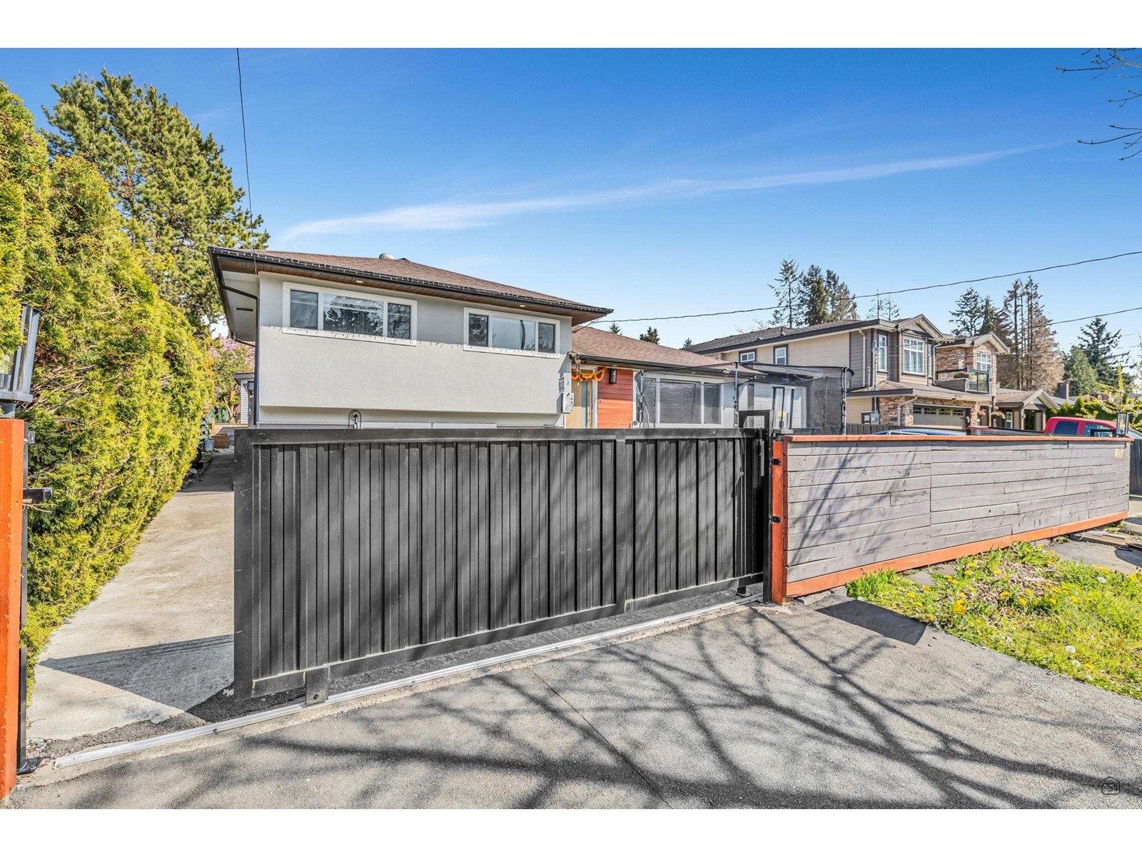Property at 10356 126 STREET image 3