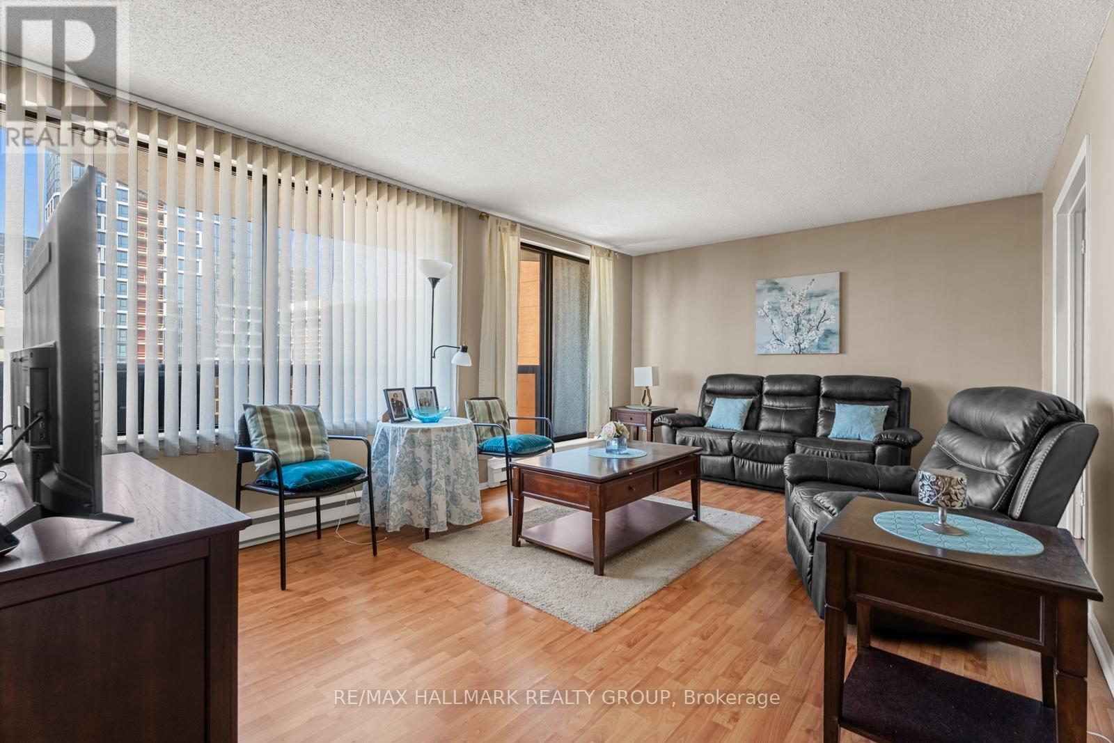 2102 - 470 Laurier Avenue, Ottawa, Ontario  K1B 3A6 - Photo 5 - X12122156