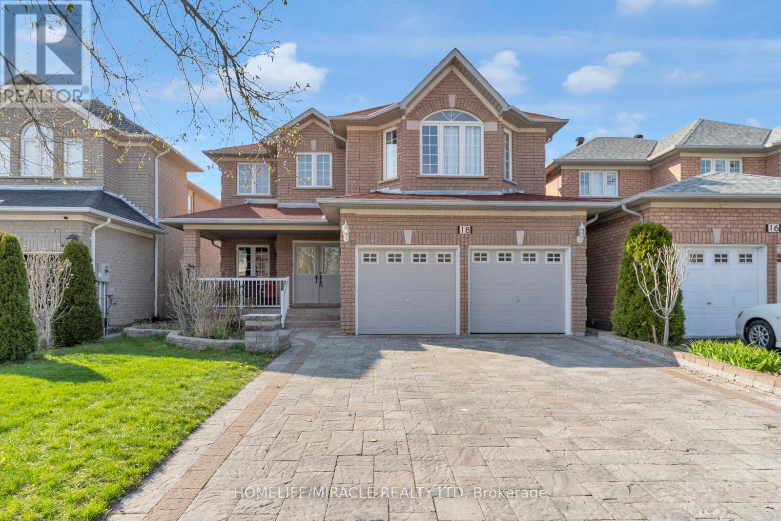 18 Hartwell Gate, Brampton, Ontario  L6R 2V3 - Photo 1 - W12120713