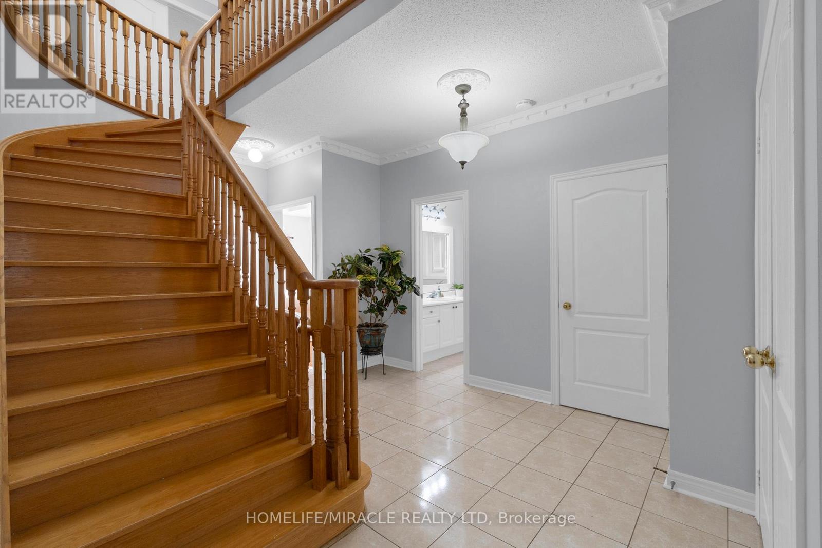 18 Hartwell Gate, Brampton, Ontario  L6R 2V3 - Photo 21 - W12120713