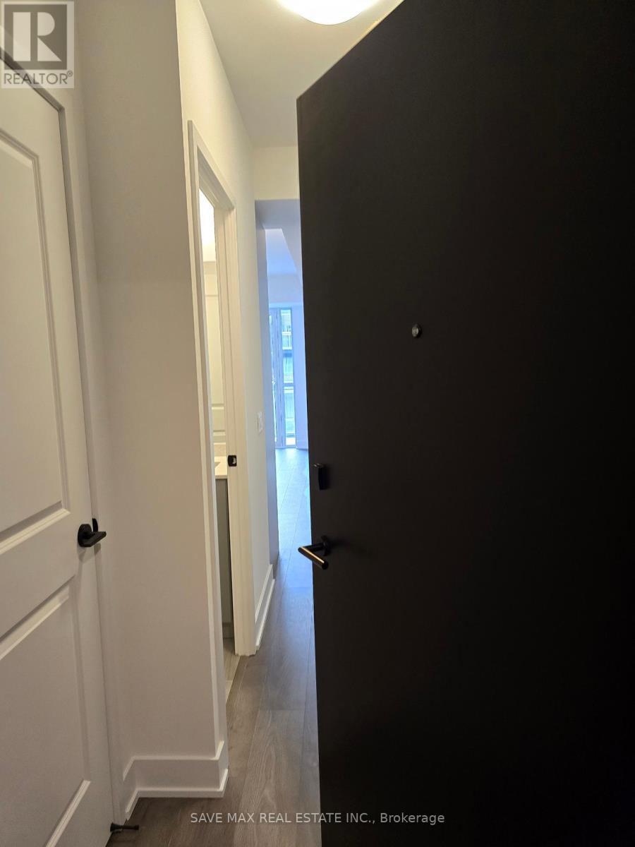 716 - 2333 Khalsa Gate, Oakville, Ontario  L6M 0X7 - Photo 4 - W12122270