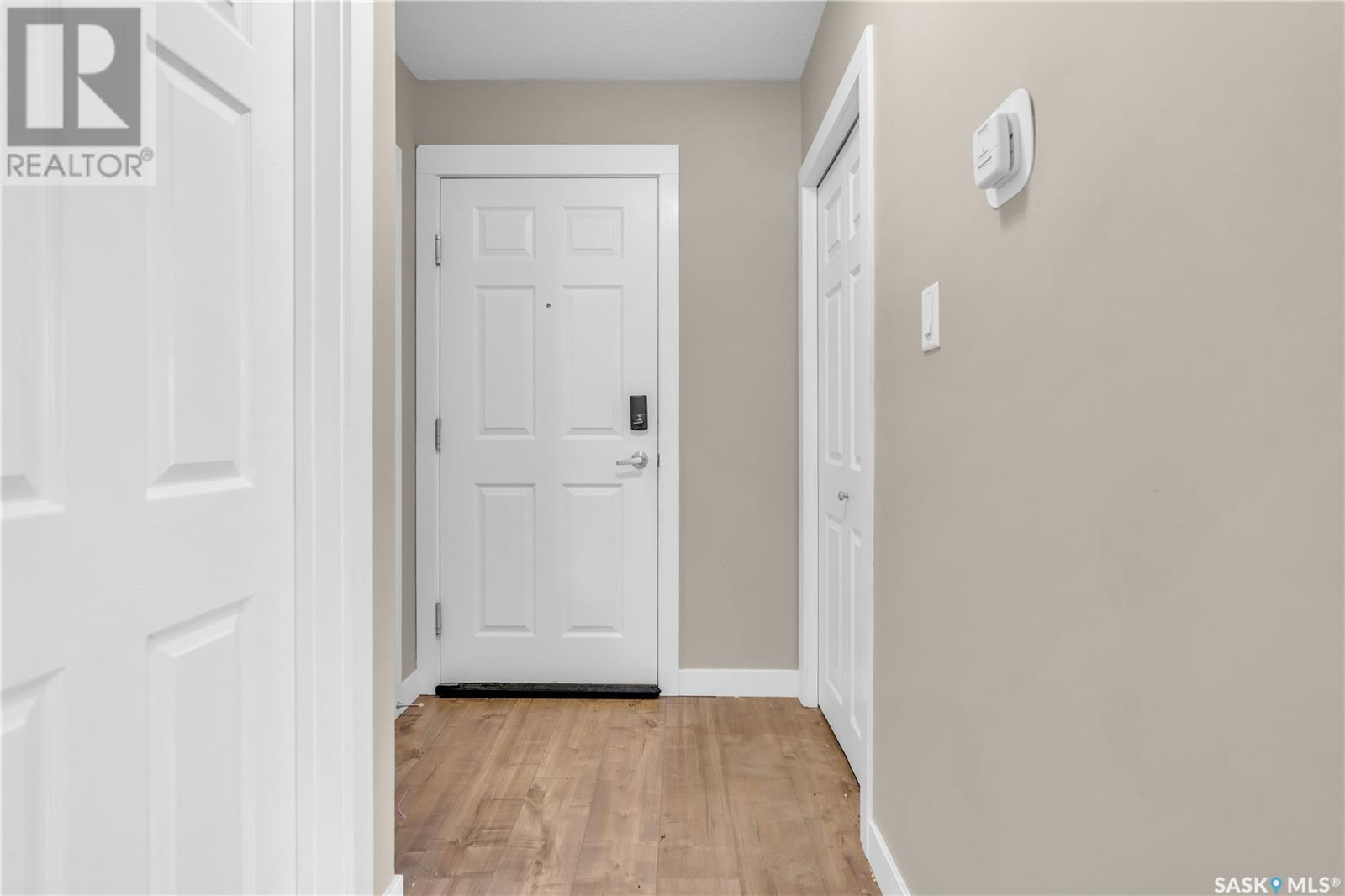 12 2358 Rae Street, Regina, Saskatchewan  S4T 2G2 - Photo 4 - SK004327