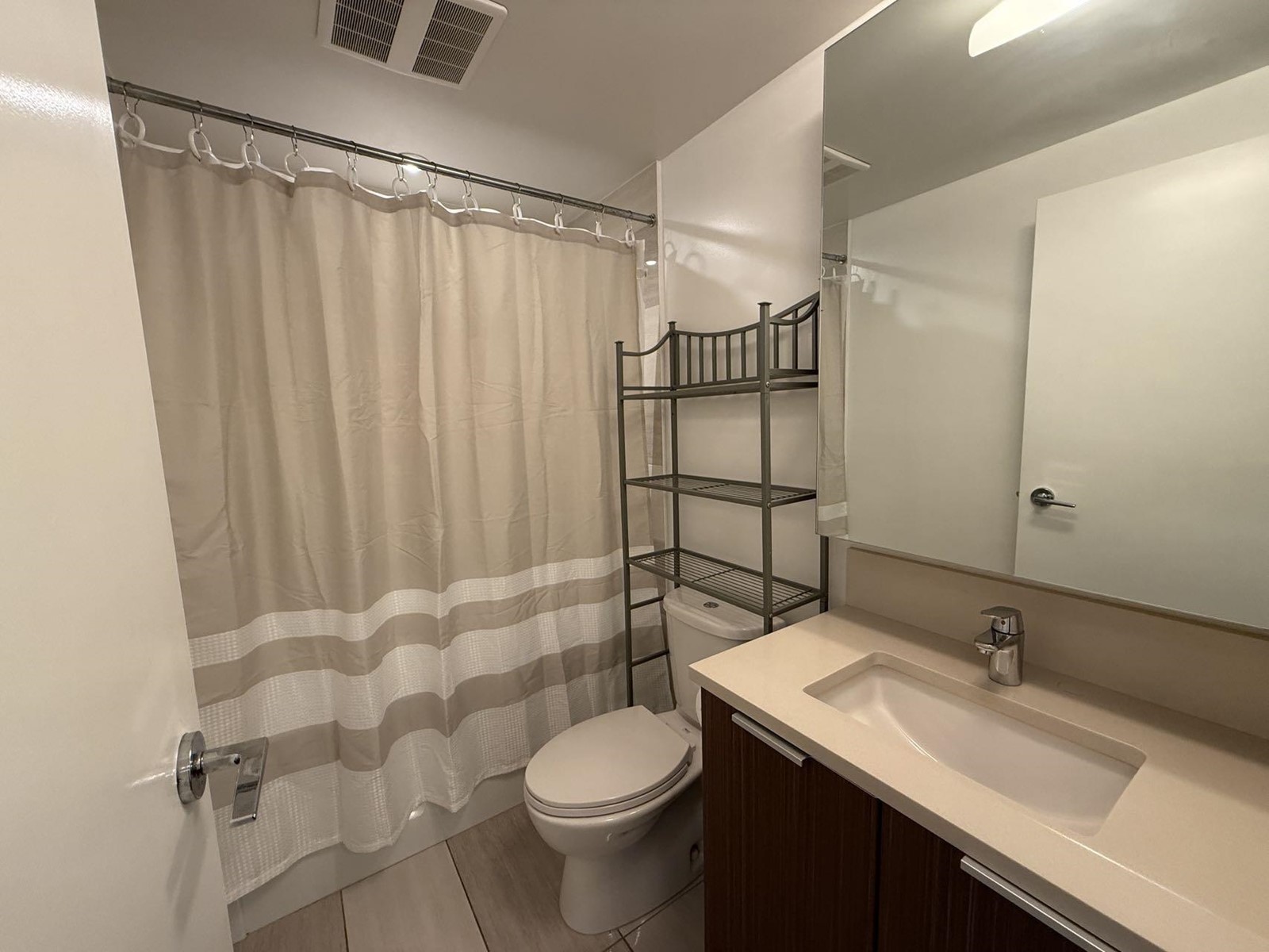 Property at 1412 13308 CENTRAL image 3