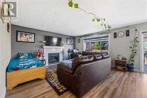 183 Saddleback Road Ne, Calgary, Alberta  T3J 4K6 - Photo 4 - A2217369
