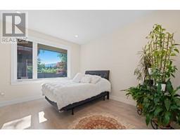 5199 CLIFFRIDGE AVENUE, North Vancouver property photo listing R2991277 for sale