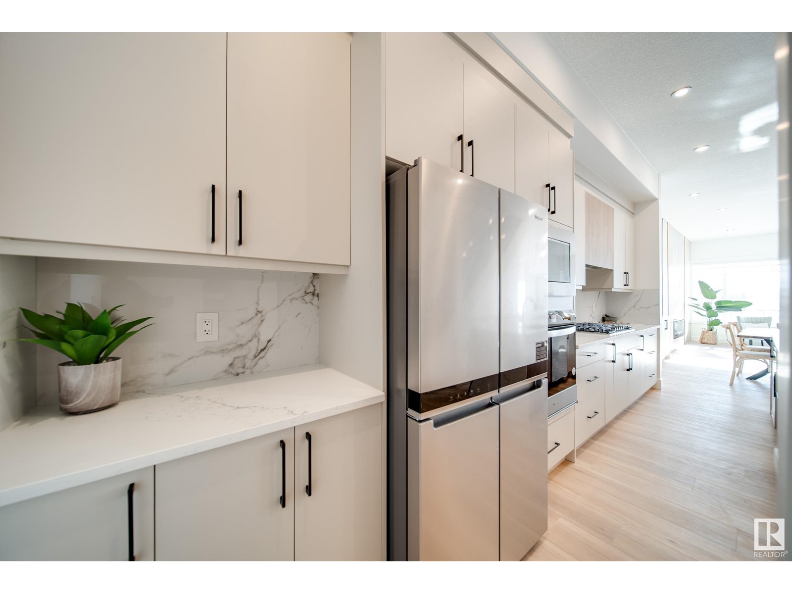 Property at 17 STARLING image 5