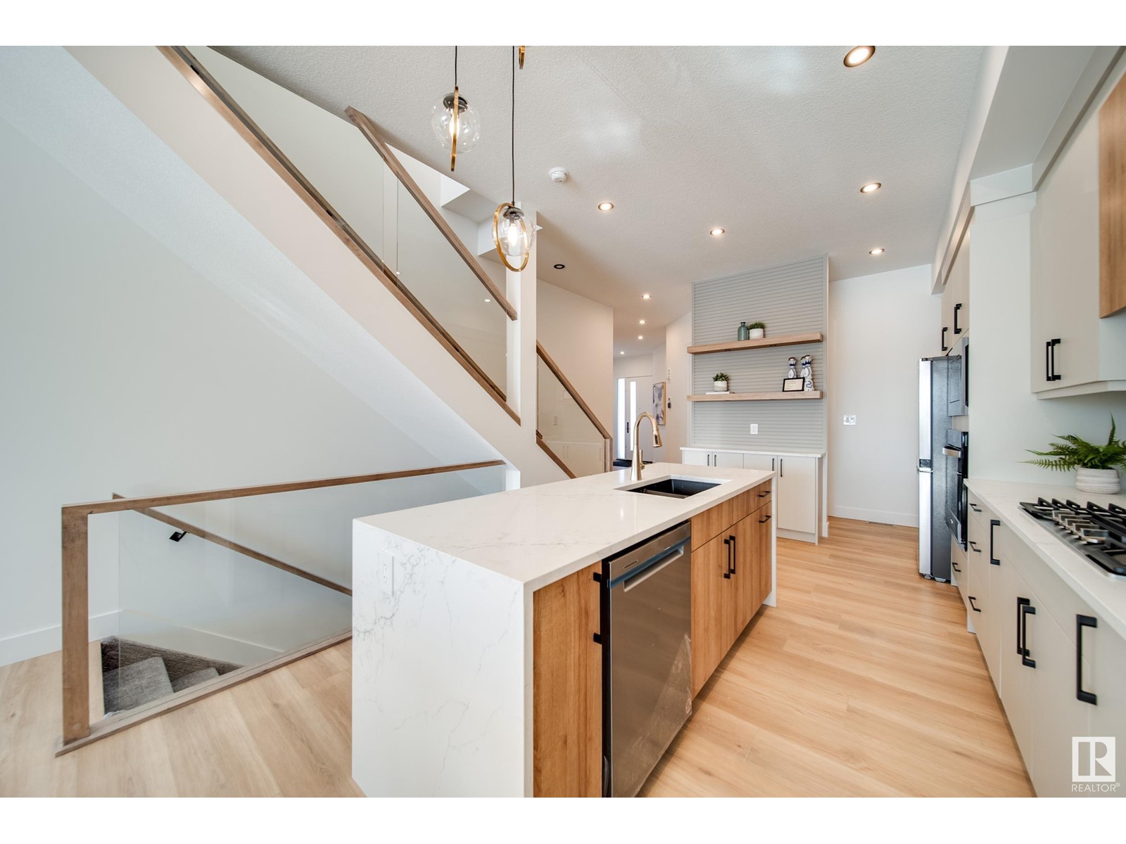 Property at 17 STARLING image 3