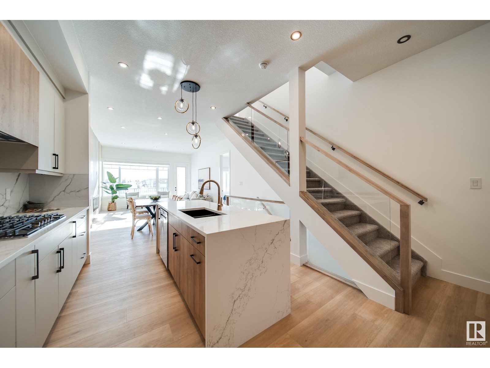 Property at 17 STARLING image 1