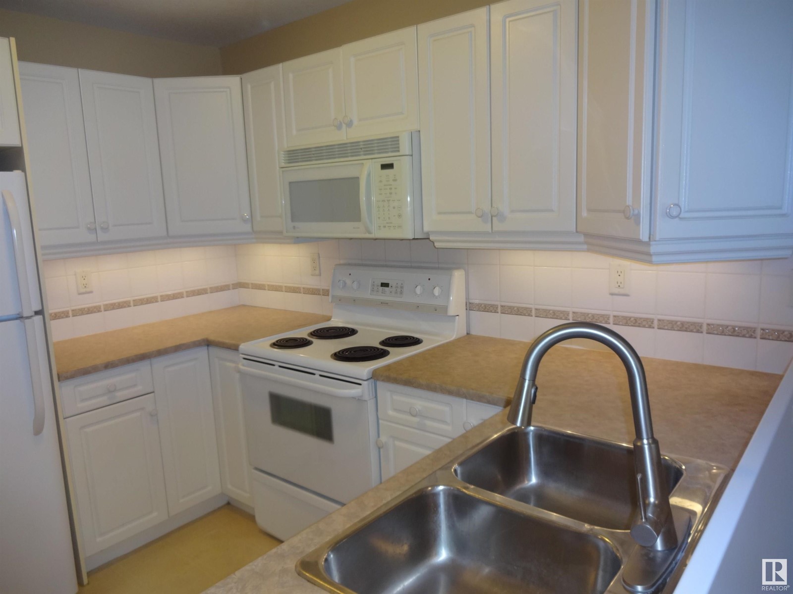 #306 8942 156 St Nw, Edmonton, Alberta  T5R 5Z5 - Photo 11 - E4434338