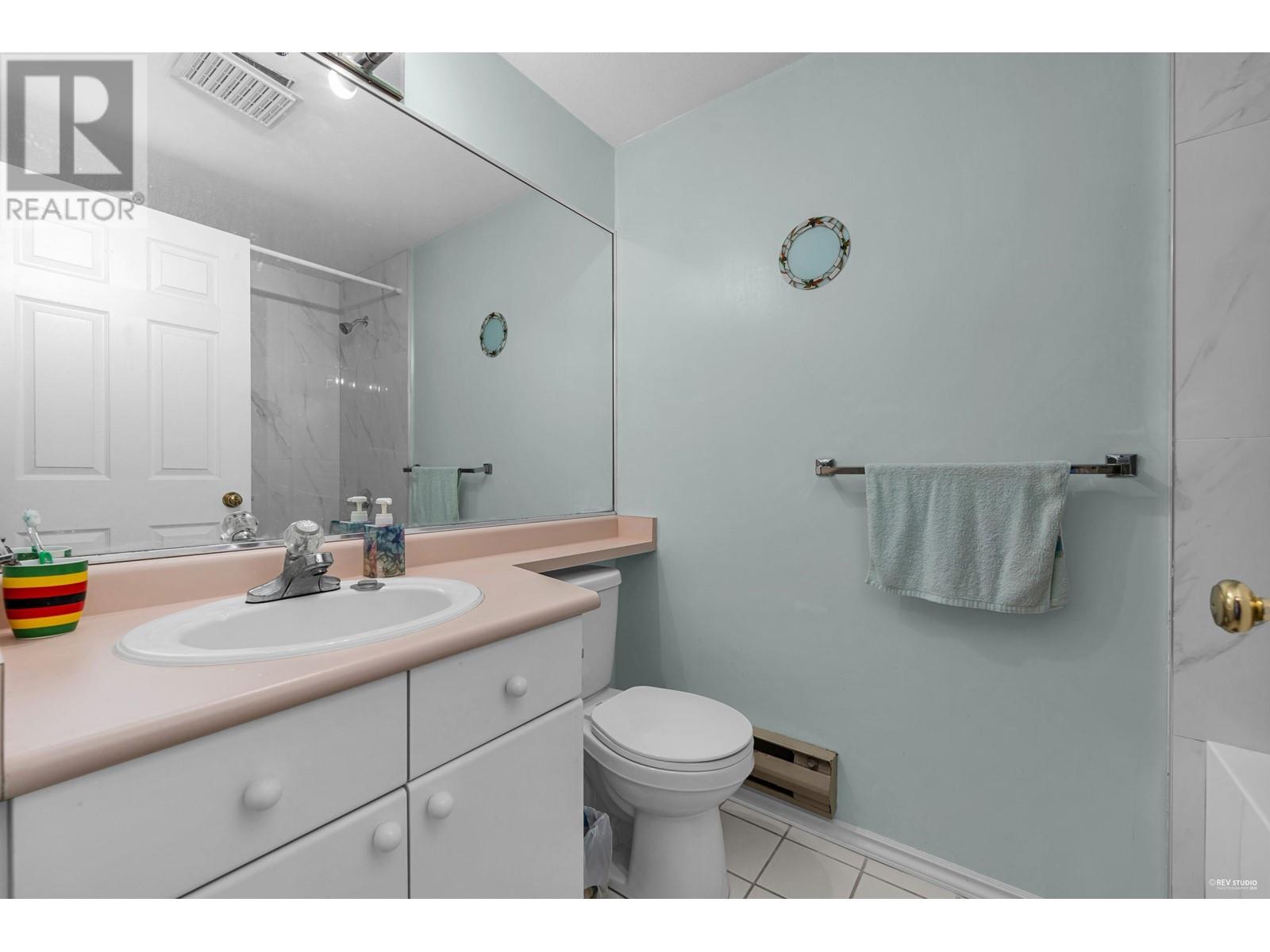 401 7011 Blundell Road, Richmond, British Columbia  V6Y 1J5 - Photo 16 - R2977205
