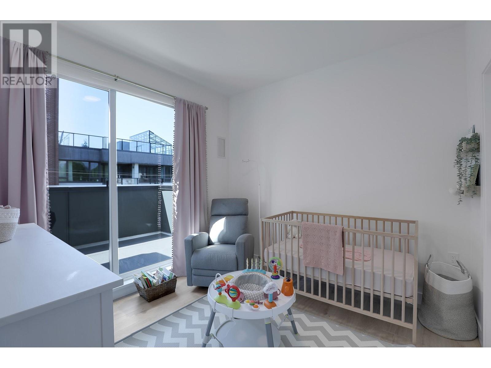 401 2688 Duke Street, Vancouver, British Columbia  V5R 4S9 - Photo 13 - R2997541