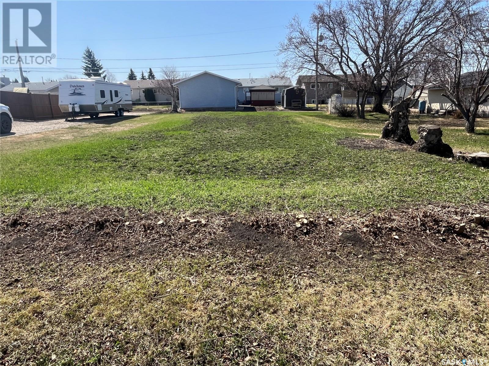 227 Osborne Street, Melfort, Saskatchewan  S0E 1A0 - Photo 5 - SK995748