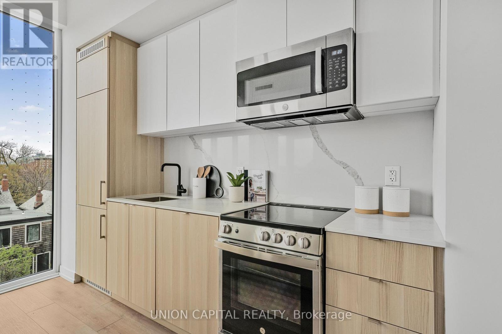 306 - 500 Dupont Street, Toronto, Ontario  M6G 0B8 - Photo 9 - C12122318