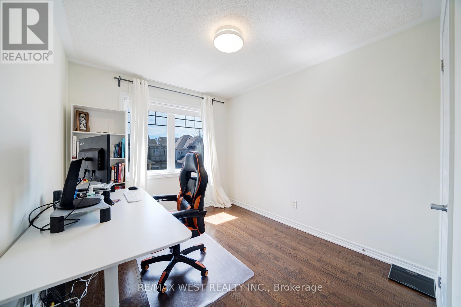 26 Thistle Avenue, Richmond Hill, Ontario  L4E 0B6 - Photo 27 - N12116571