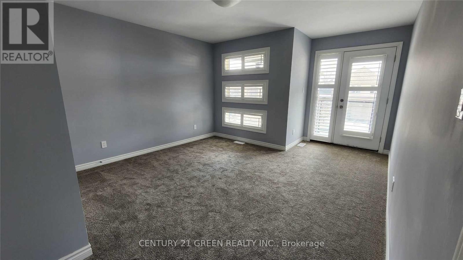 55 Hildred Street, Welland, Ontario  L3B 0K1 - Photo 8 - X12074677