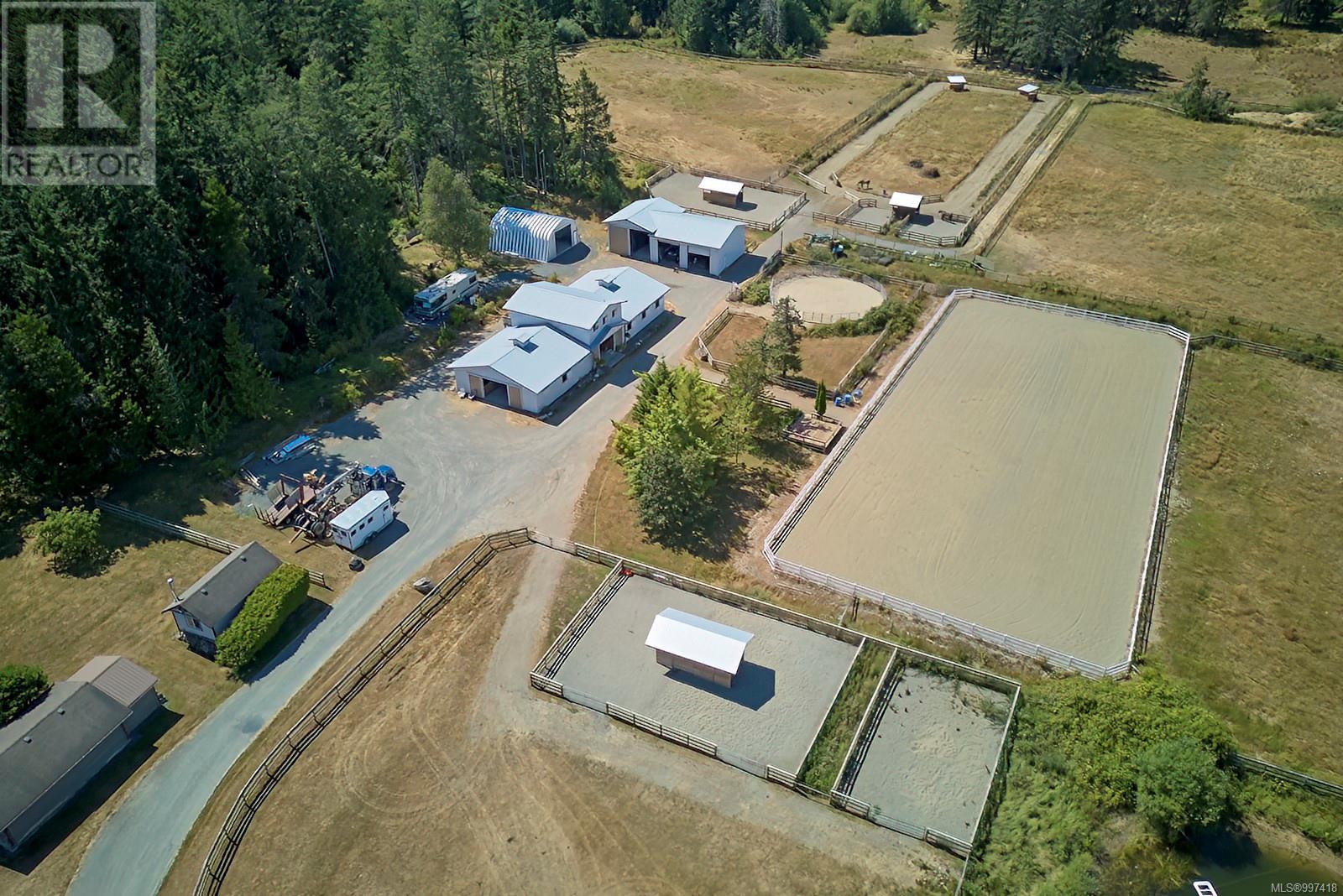 2740 Northwest Bay Rd, Nanoose Bay, British Columbia