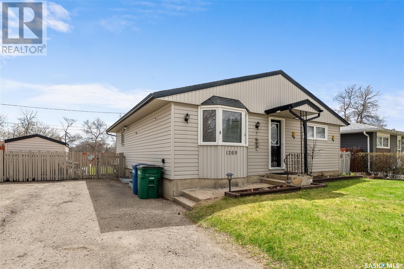 1269 Grace STREET, moose jaw, Saskatchewan