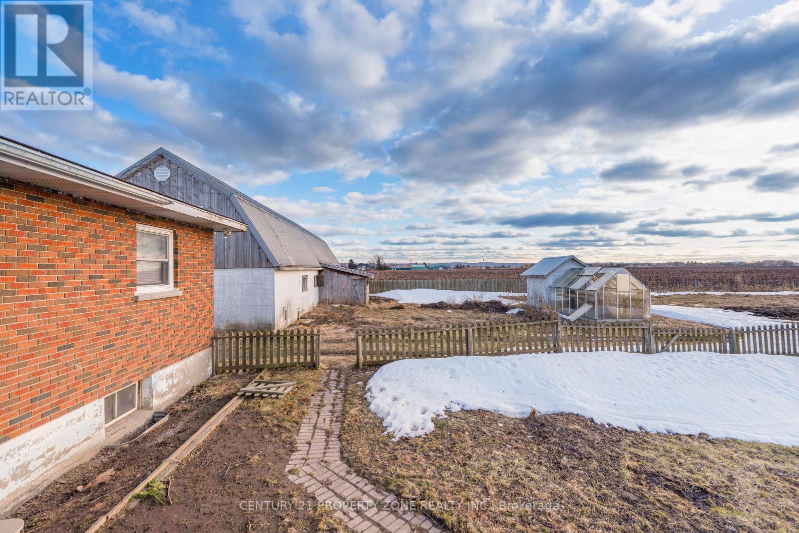 1276 Concession 1 Road, Niagara-On-The-Lake (River), Ontario  L0S 1J0 - Photo 15 - X12122311