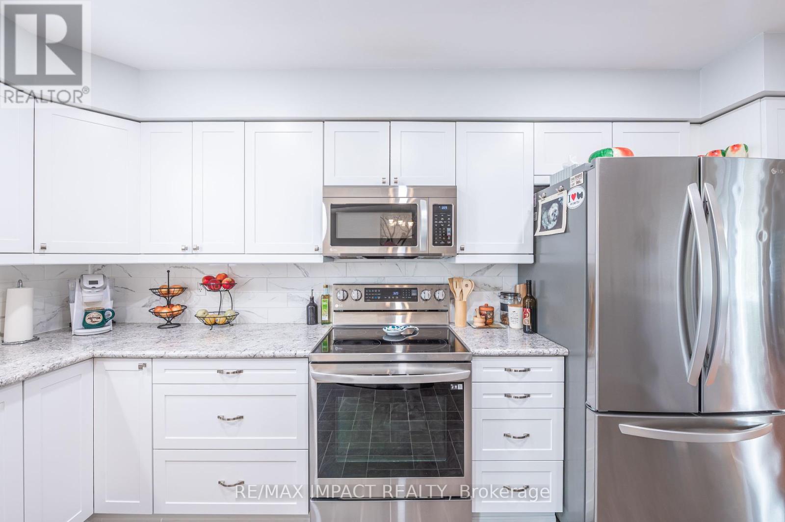 10 Cedartree Lane, Kawartha Lakes, Ontario  K0M 1A0 - Photo 7 - X12122333