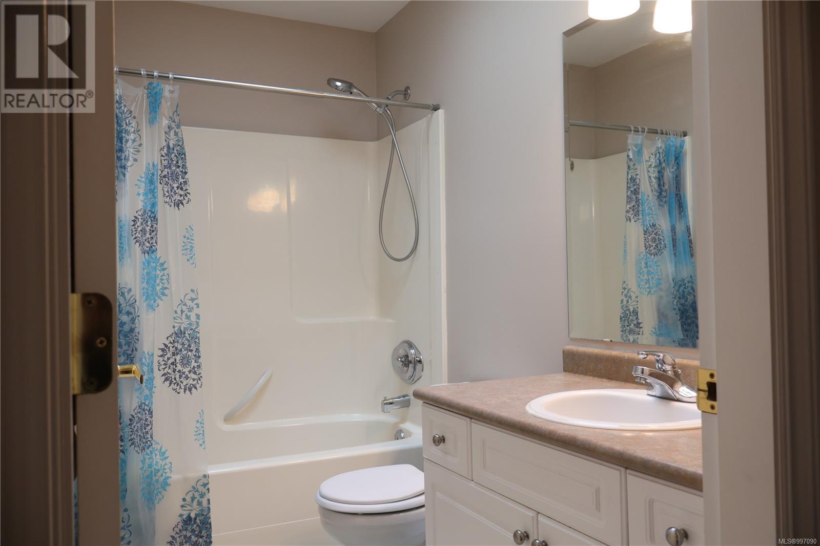 7 1241 Santa Rosa Ave, Saanich, British Columbia  V8Z 2V5 - Photo 12 - 997090