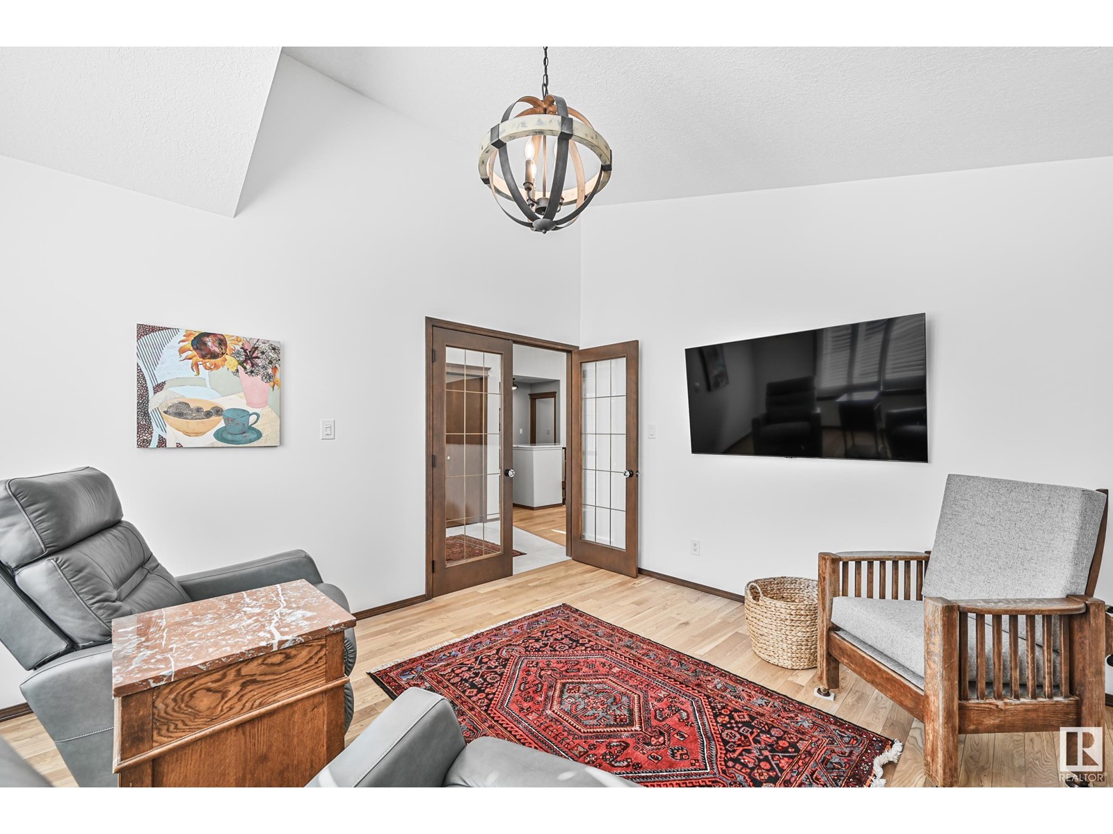 Property at 444 Riverpark DR image 4