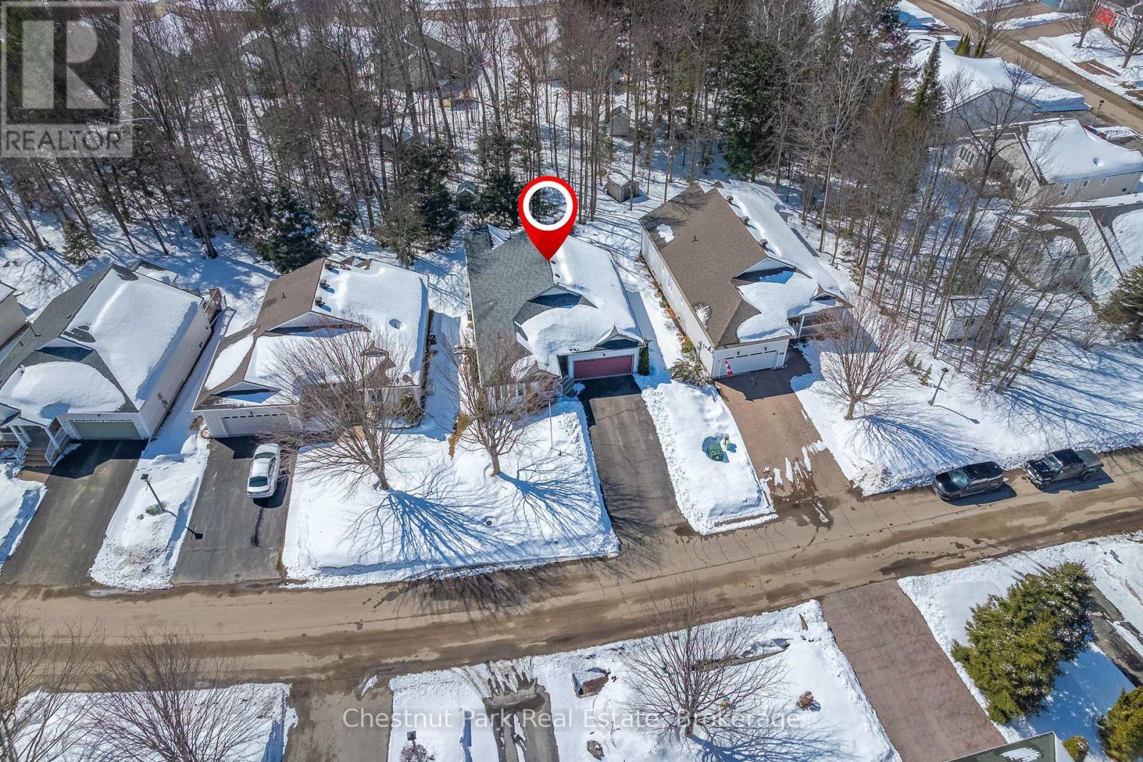 Property at 44 SPRINGWOOD CRESCENT image 3