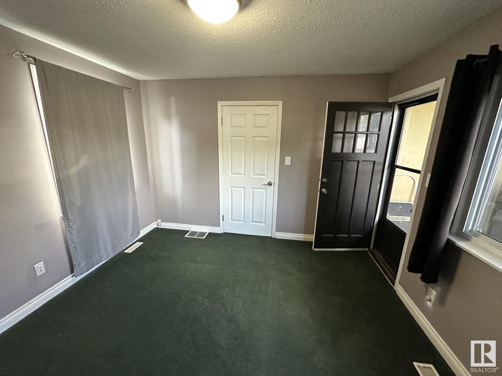 #4 9835 82 Av Nw, Edmonton, Alberta  T6E 1Y7 - Photo 13 - E4433676