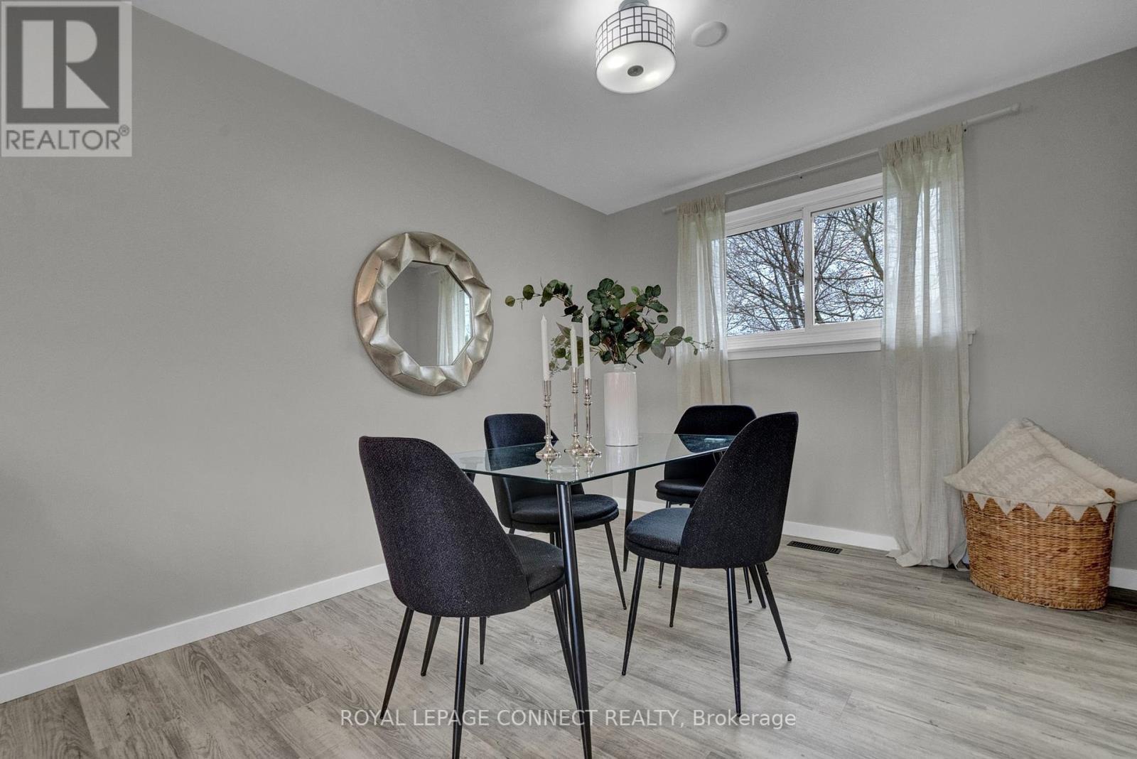 8 Graham Court, Ajax, Ontario  L1S 1H6 - Photo 9 - E12107534